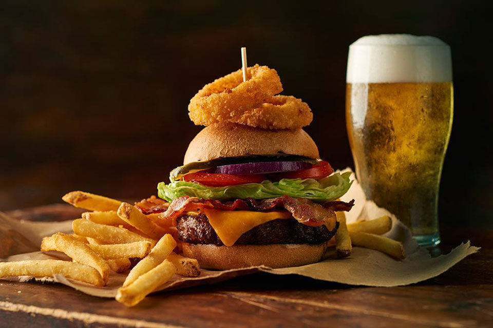 Courtesy-of-Black-Angus-Steakhouse1.jpg